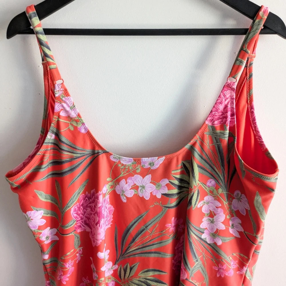 Old Navy Coral Orange Tropical Floral Print One Piece Swimsuit Size 3X - Picture 6 of 8